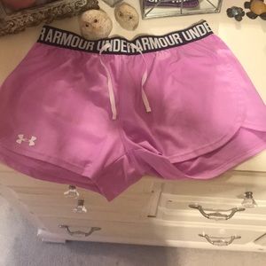 Underarmour shorts